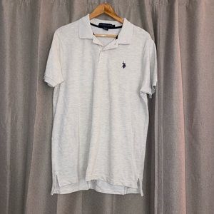 NWOT Men’s Gray Polo Assassin Collared Shirt Size Medium